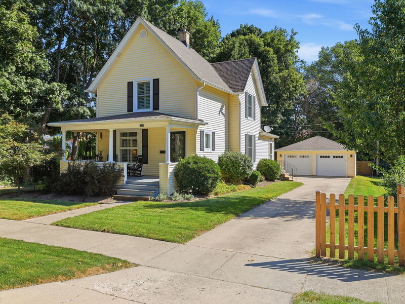 222 N 5th Street St. Charles IL 60174