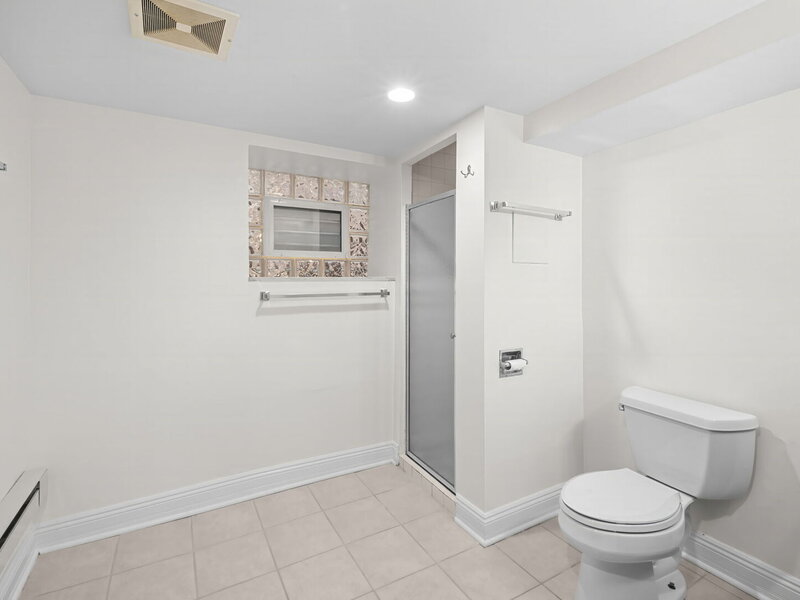 5443 S Cornell Avenue Chicago IL 60615