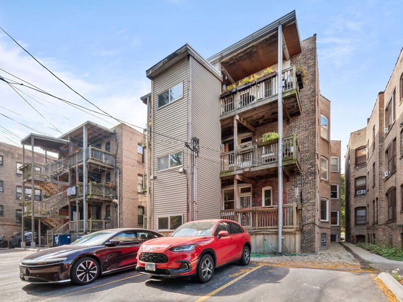 5443 S Cornell Avenue Chicago IL 60615