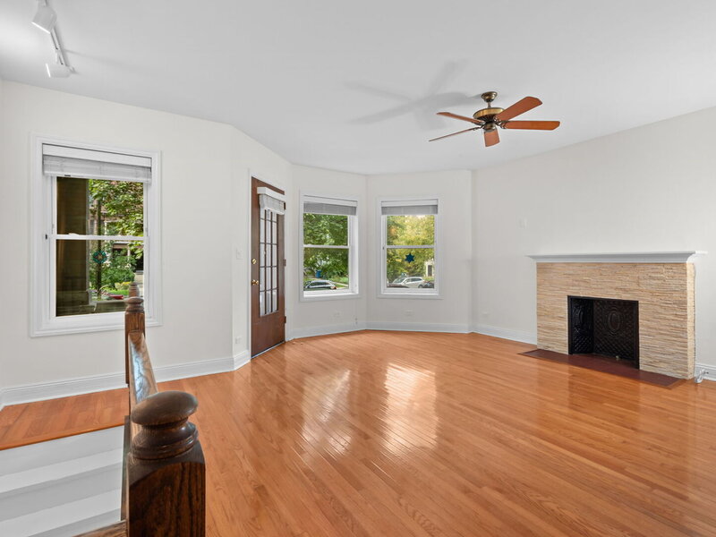 5443 S Cornell Avenue Chicago IL 60615