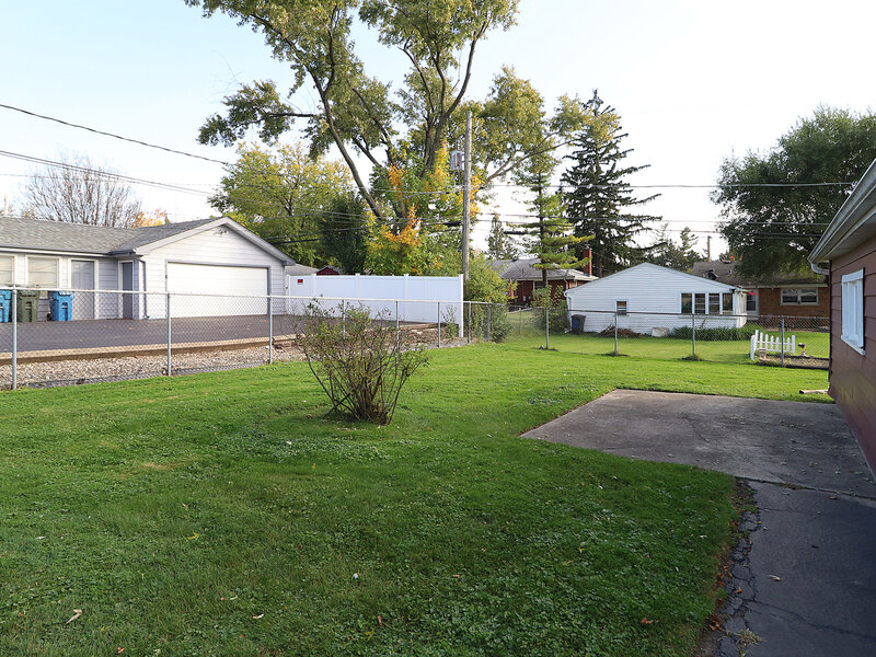 15 8th Street Downers Grove IL 60515