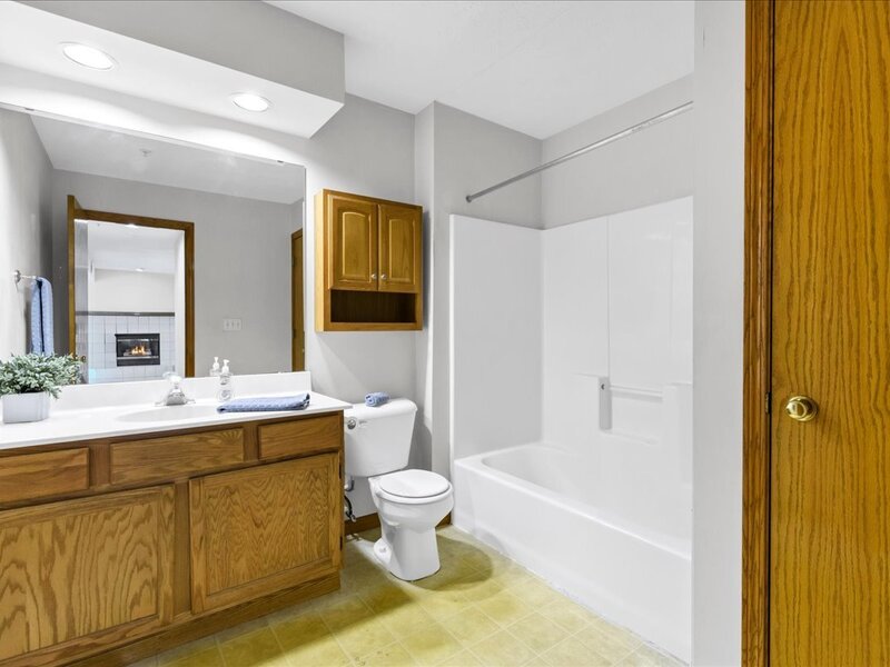 7280 N Alpine Road Loves Park IL 61111