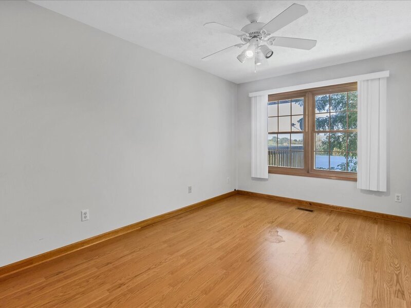 7280 N Alpine Road Loves Park IL 61111