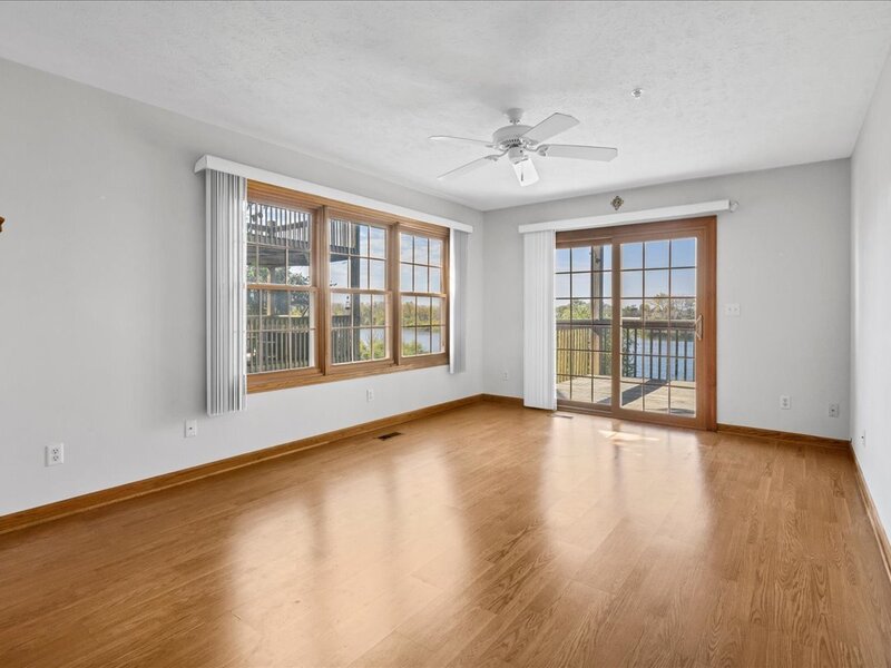 7280 N Alpine Road Loves Park IL 61111