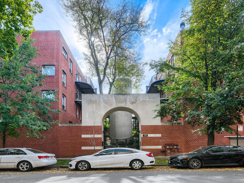 5400 S Hyde Park Boulevard Chicago IL 60615