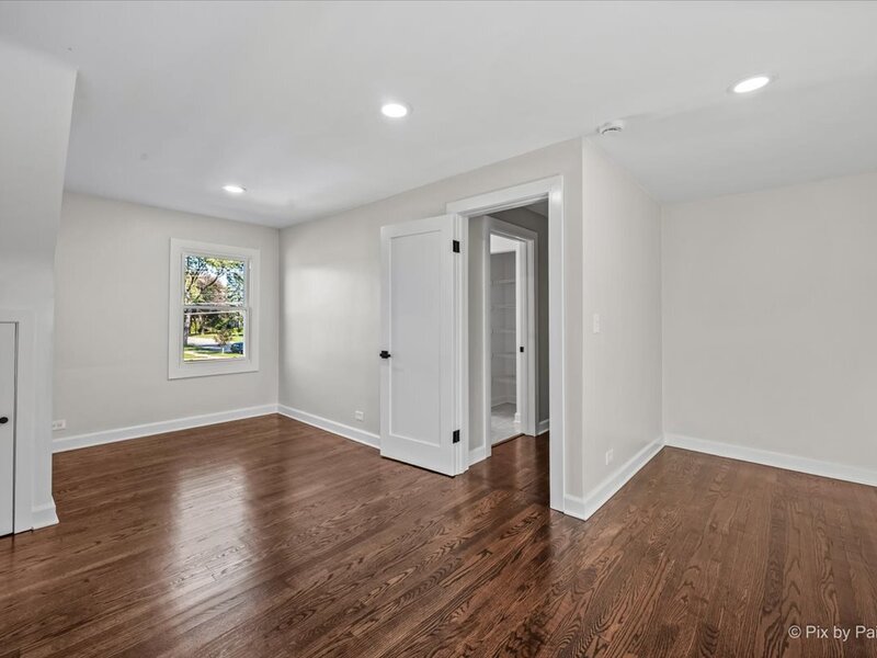 7232 W Oakton Street Niles IL 60714