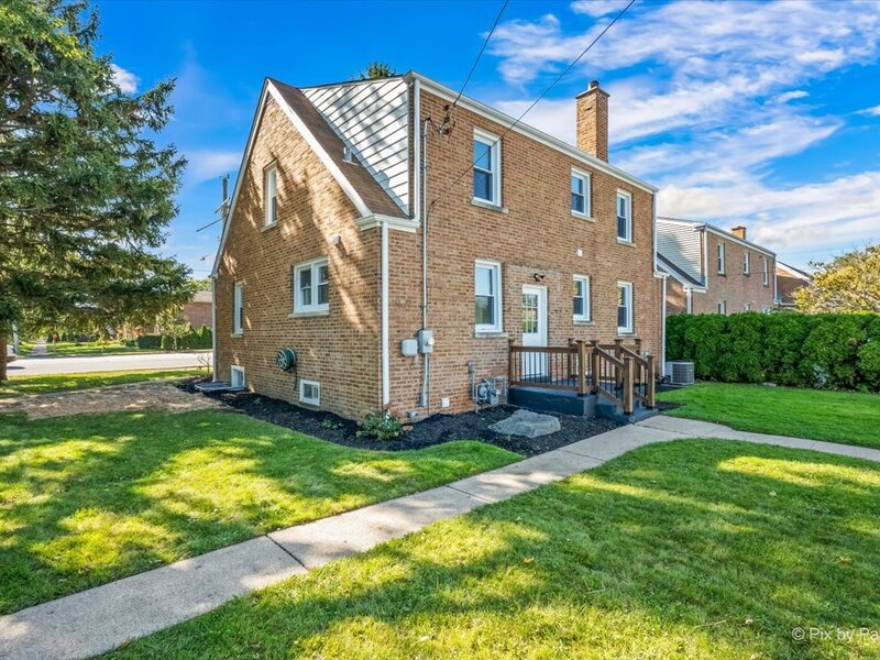 7232 W Oakton Street Niles IL 60714