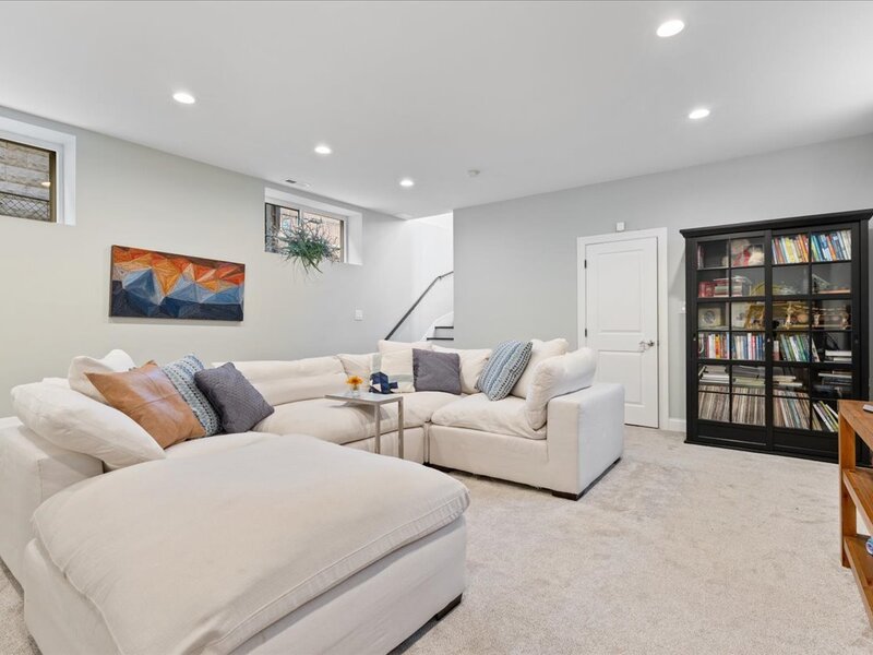 3141 N Saint Louis Avenue Chicago IL 60618