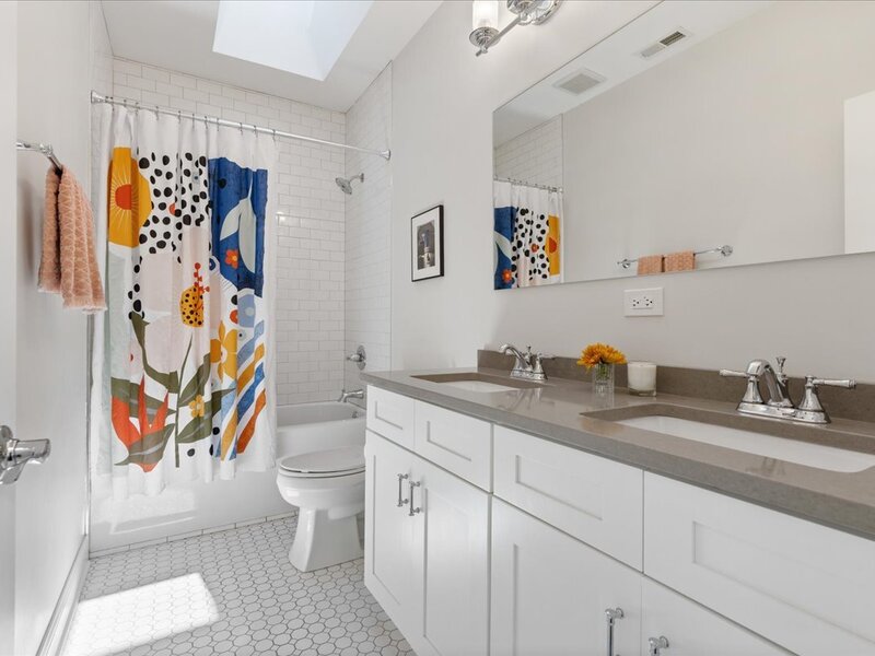 3141 N Saint Louis Avenue Chicago IL 60618