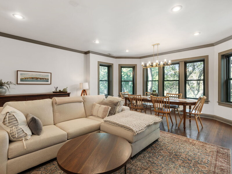 5055 N Winchester Avenue Chicago IL 60640