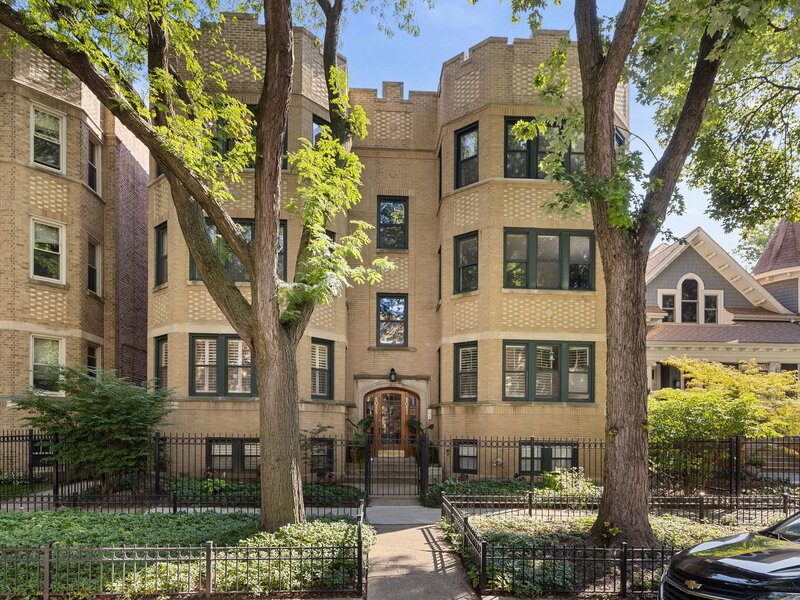 5055 N Winchester Avenue Chicago IL 60640