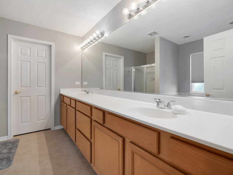 909 Clover Ridge Lane Itasca IL 60143