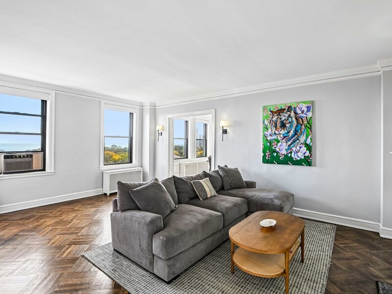 2000 N Lincoln Park West Avenue Chicago IL 60614