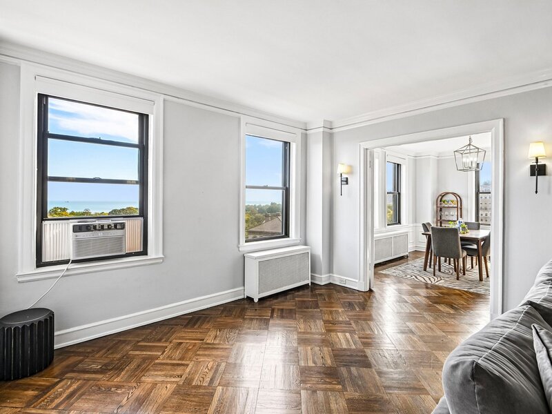 2000 N Lincoln Park West Avenue Chicago IL 60614