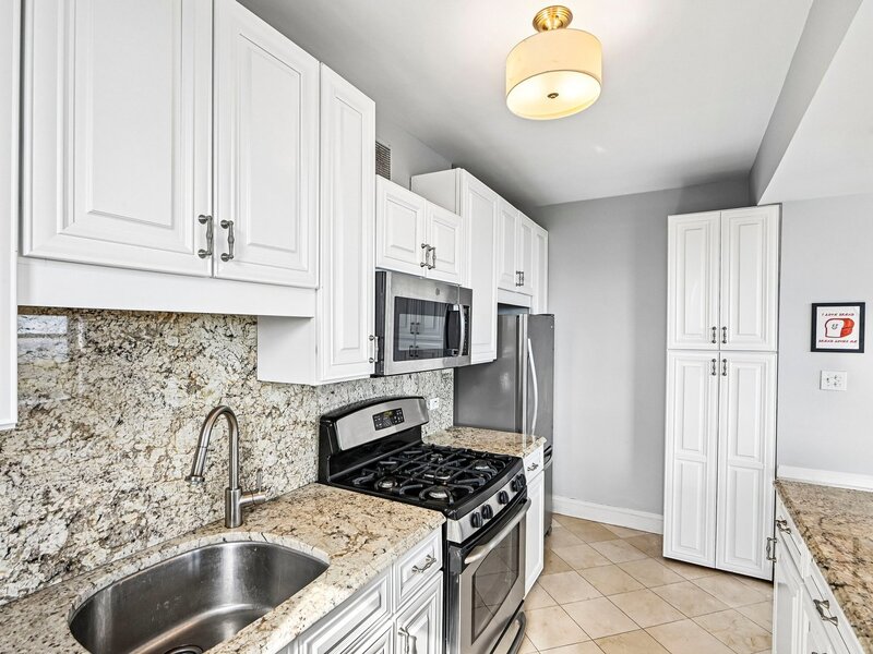 2000 N Lincoln Park West Avenue Chicago IL 60614