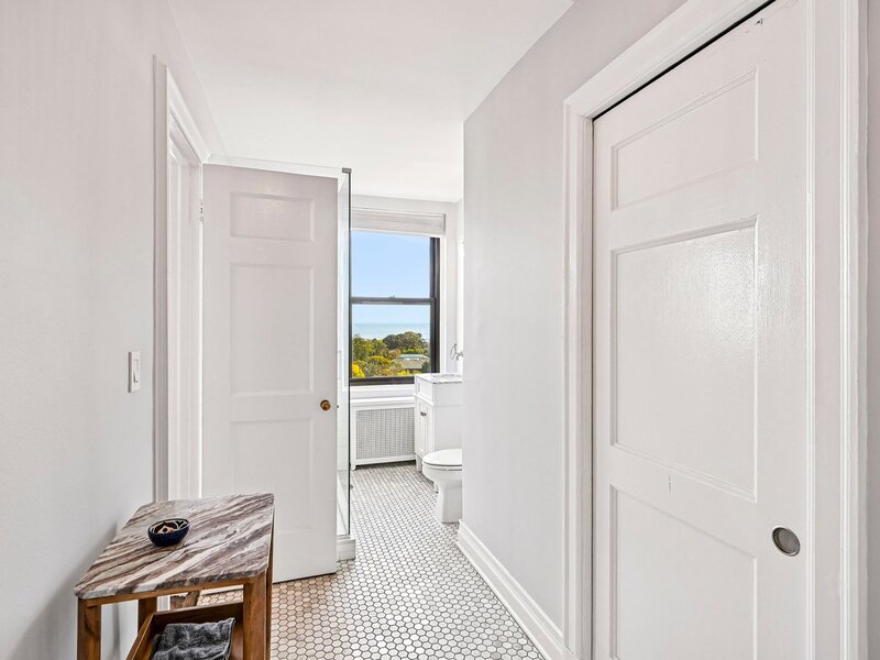 2000 N Lincoln Park West Avenue Chicago IL 60614