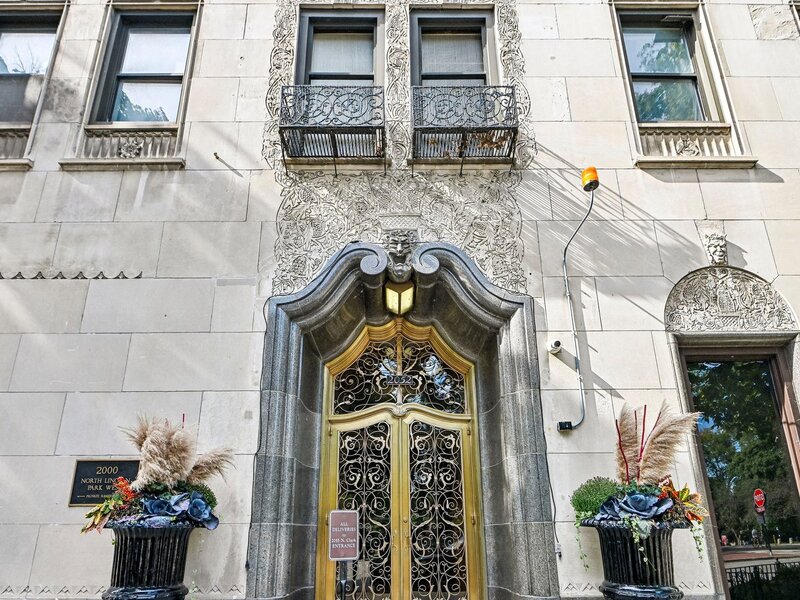 2000 N Lincoln Park West Avenue Chicago IL 60614