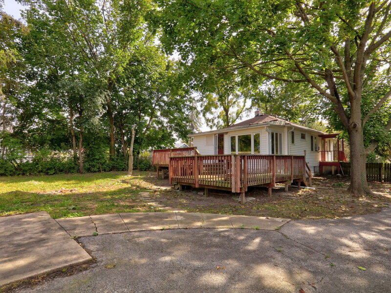 26110 W Lakeview Avenue Ingleside IL 60041