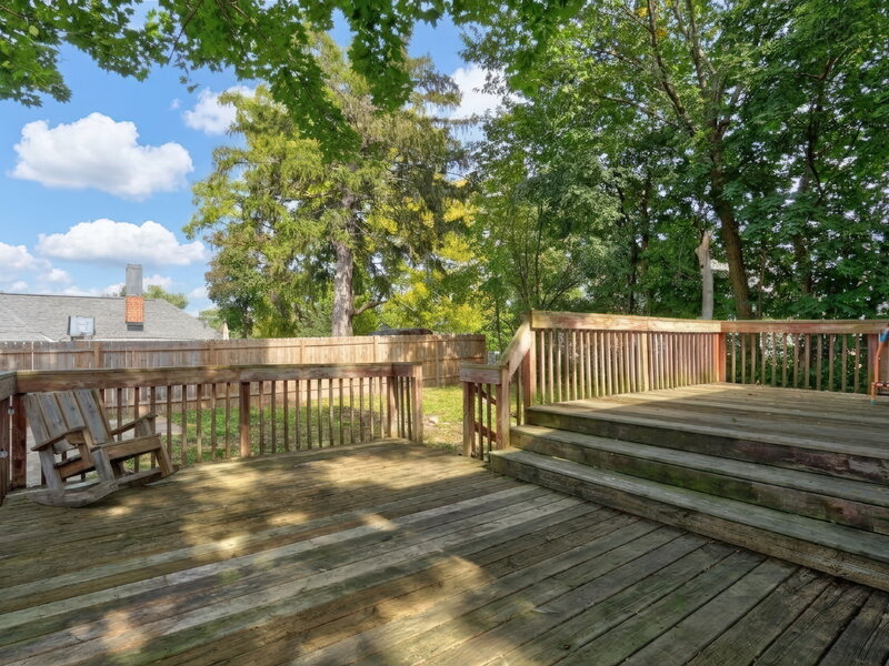 26110 W Lakeview Avenue Ingleside IL 60041