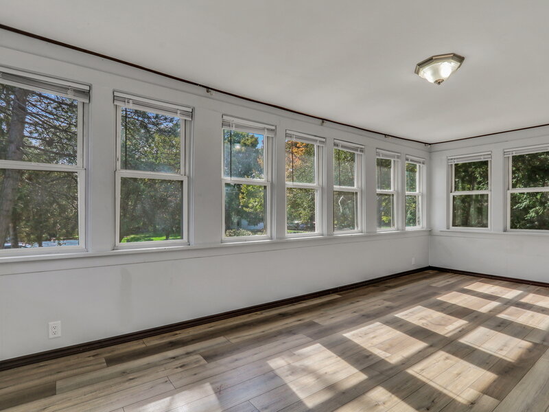 26110 W Lakeview Avenue Ingleside IL 60041