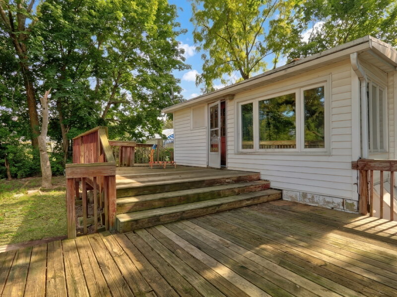 26110 W Lakeview Avenue Ingleside IL 60041