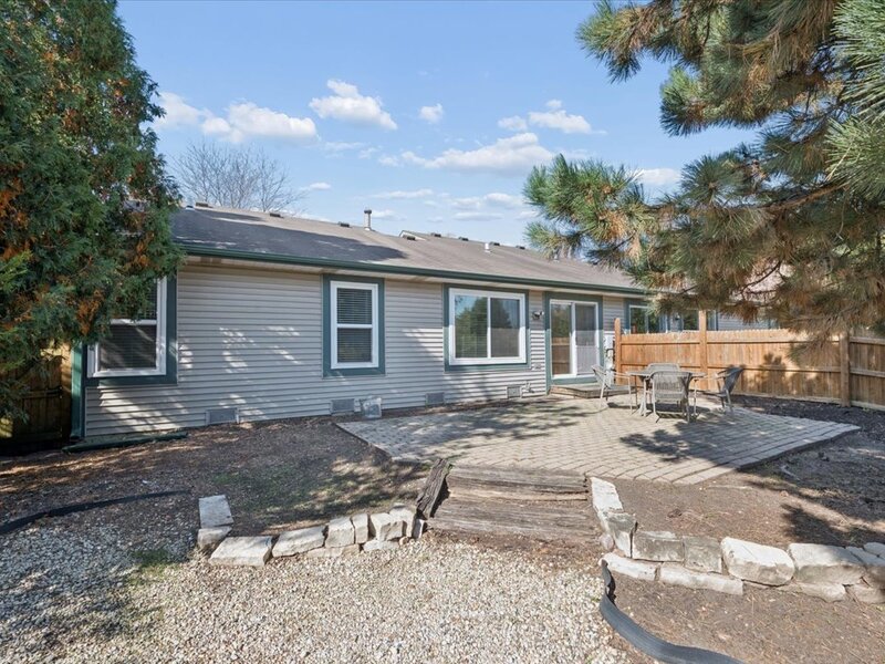 516 Lyon Drive Buffalo Grove IL 60089