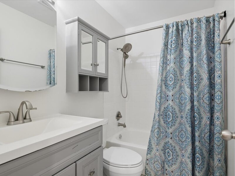 516 Lyon Drive Buffalo Grove IL 60089