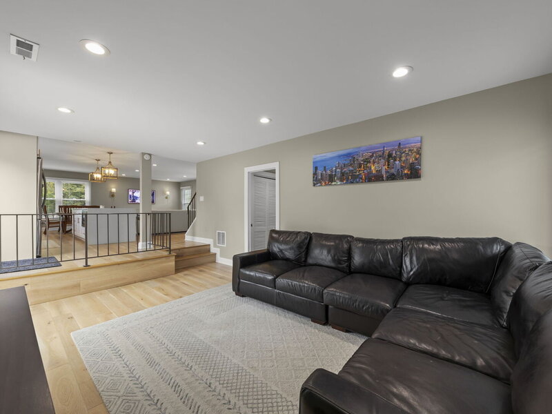 1901 Clydesdale Drive Wheaton IL 60189