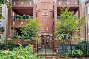 Photo of 3043 W Logan Boulevard Chicago IL 60647 Unit 1W