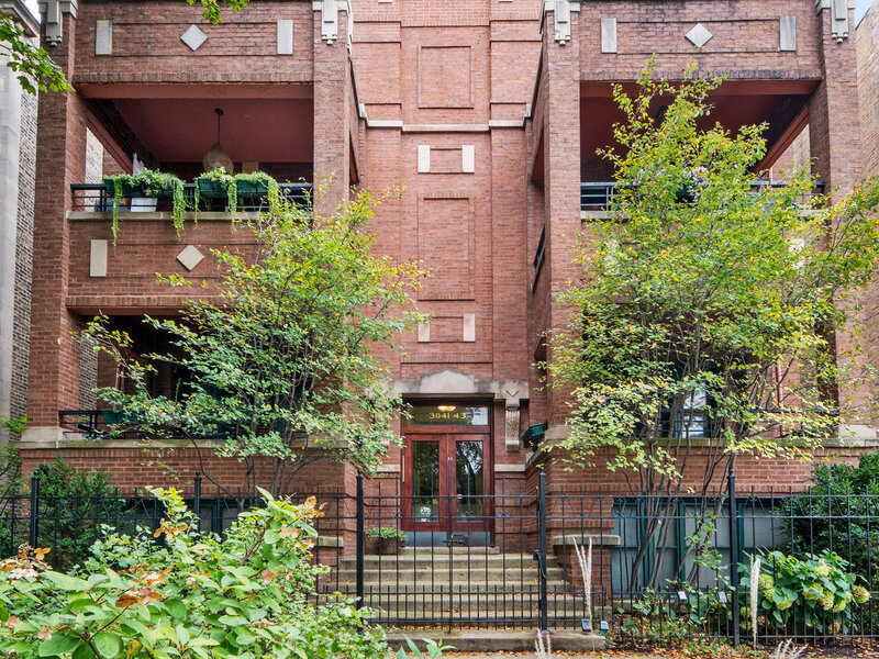 3043 W Logan Boulevard Chicago IL 60647