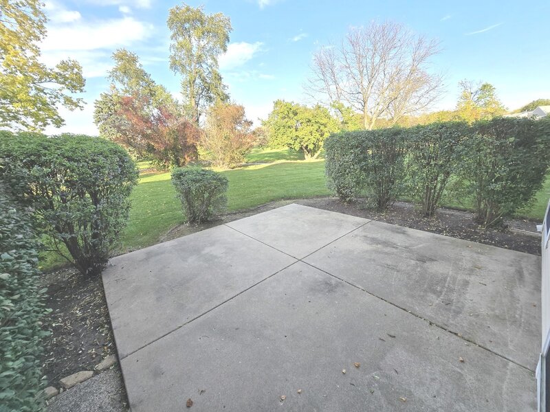 1672 Pebble Beach Circle Elgin IL 60123