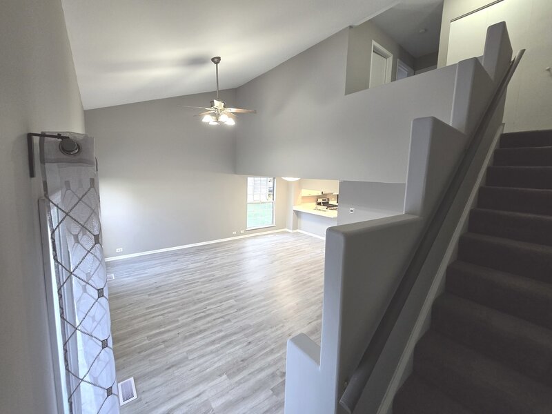1672 Pebble Beach Circle Elgin IL 60123