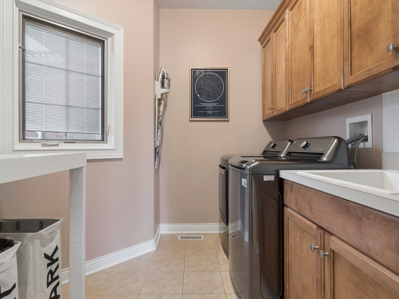 90 Waters Edge Court Glen Ellyn IL 60137