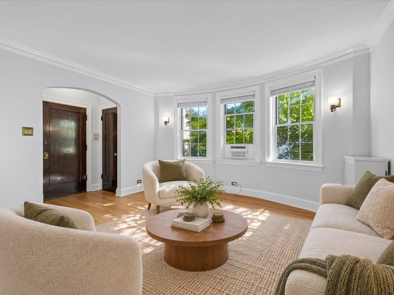 1304 W Carmen Avenue Chicago IL 60640