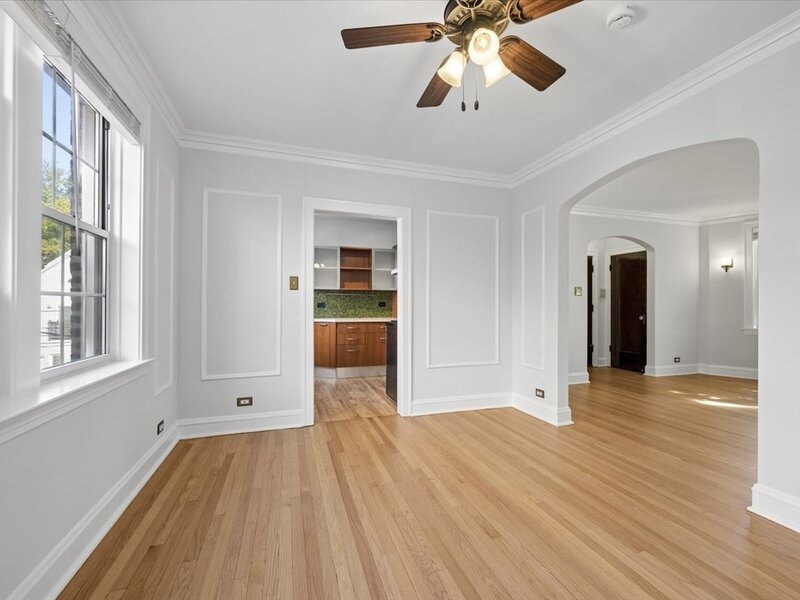 1304 W Carmen Avenue Chicago IL 60640