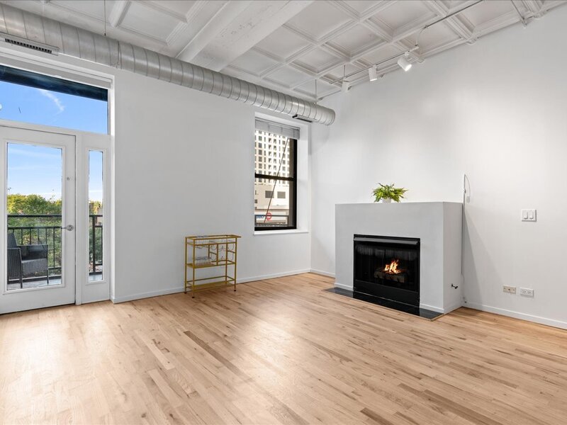 1307 S Wabash Avenue Chicago IL 60605