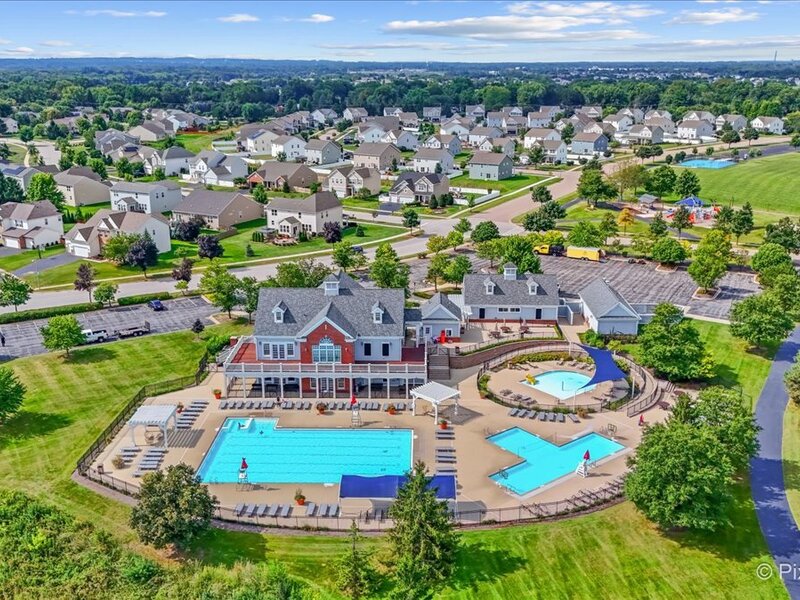 2762 Cranston Circle Yorkville IL 60560