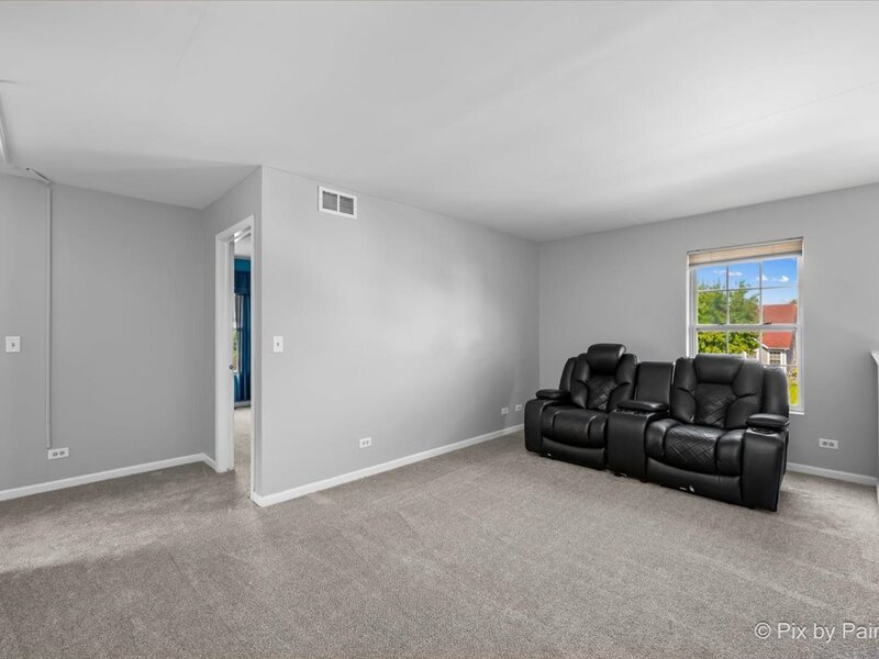 2762 Cranston Circle Yorkville IL 60560