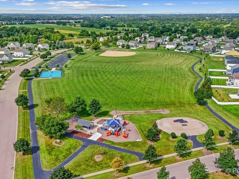 2762 Cranston Circle Yorkville IL 60560