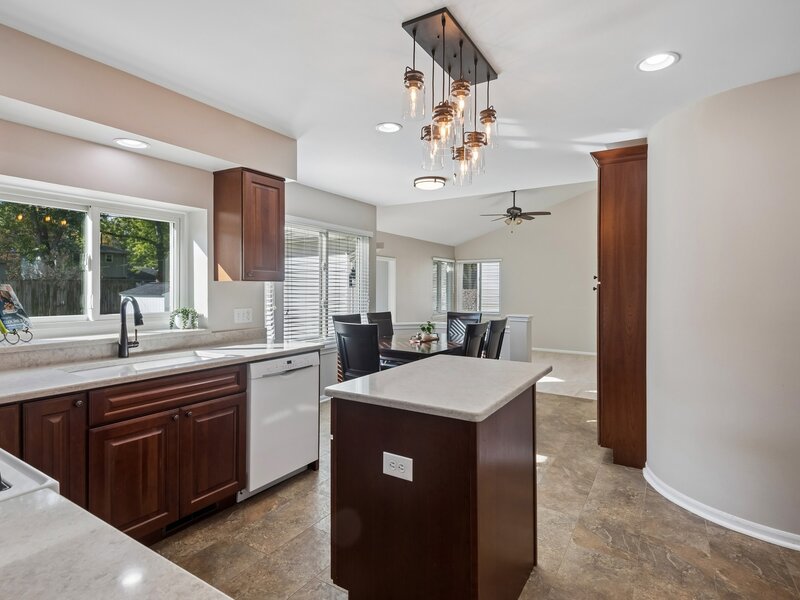 290 Rock Hall Court Grayslake IL 60030