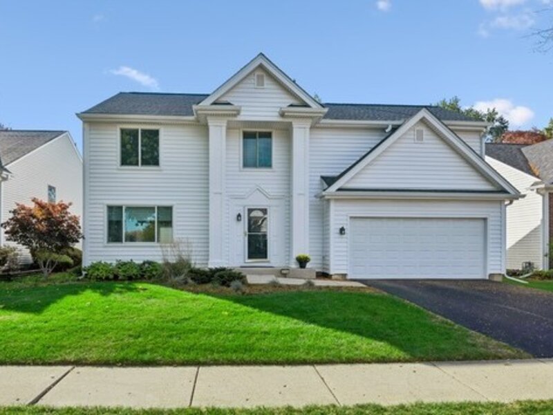 290 Rock Hall Court Grayslake IL 60030