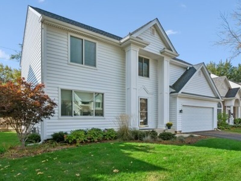 290 Rock Hall Court Grayslake IL 60030