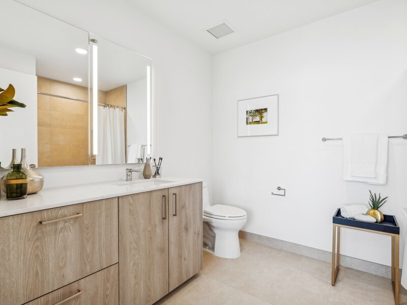 211 N Harbor Drive Chicago IL 60601