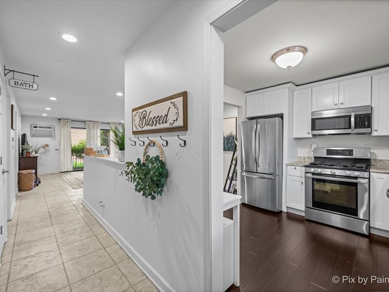 520 E Main Street Barrington IL 60010