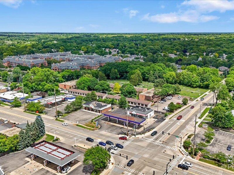 520 E Main Street Barrington IL 60010