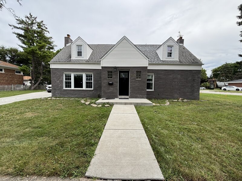 7001 N Cicero Avenue Lincolnwood IL 60712