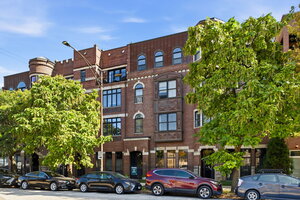 Photo of 523 N Racine Avenue Chicago IL 60642 Unit 4