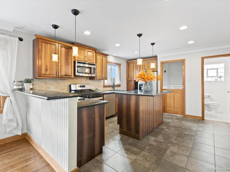 9100 S Ridgeway Avenue Evergreen Park IL 60805