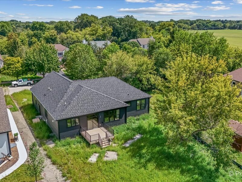 1211 Noble Drive Port Barrington IL 60010