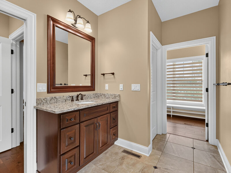3934 Grayhawk Court Bettendorf IA 52722
